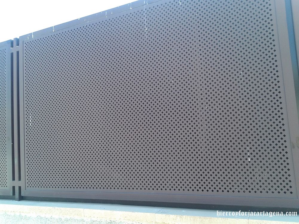 Puertas y barandillas de hierro