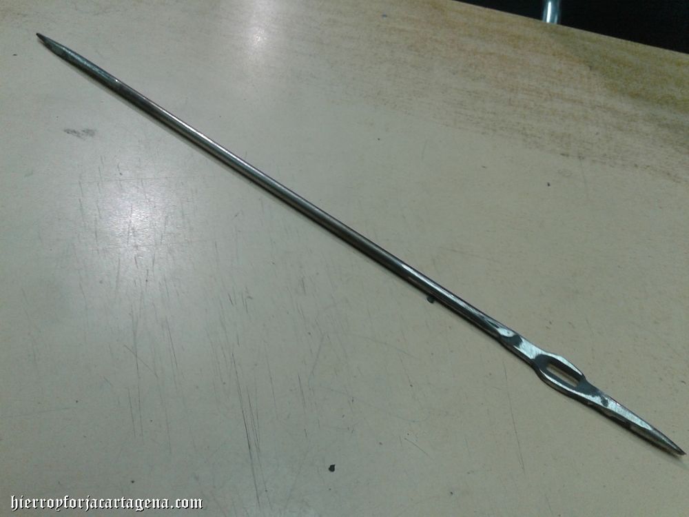 Agujas de coser de forja