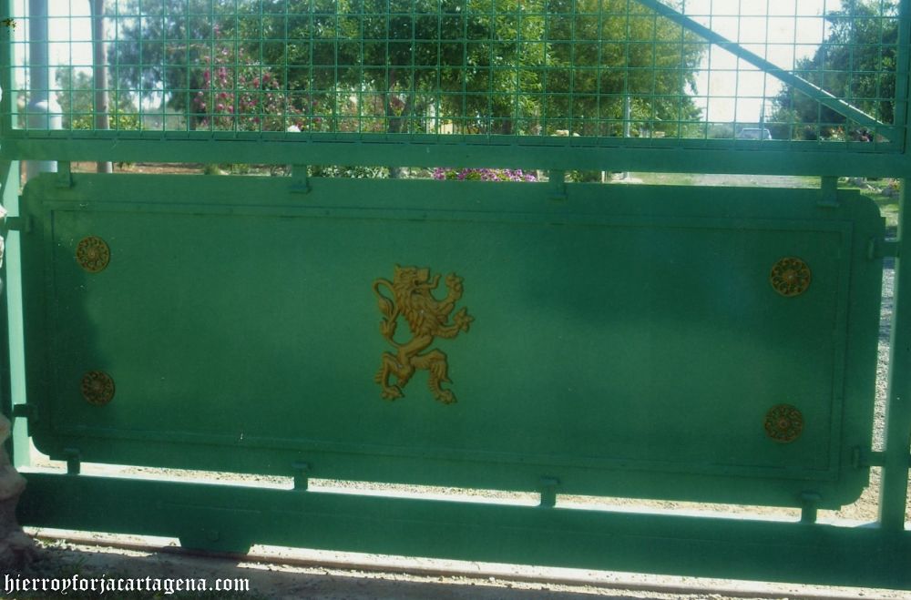 Puertas y barandillas de hierro